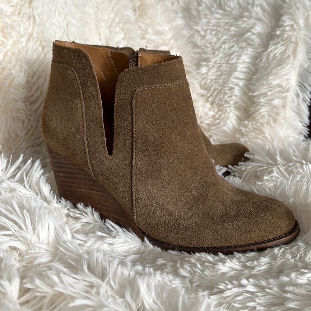 Lucky Brand Ankle Booties size 6